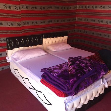 Wadi Rum-Bedouin Tents And Jeep Tours Bagian luar foto