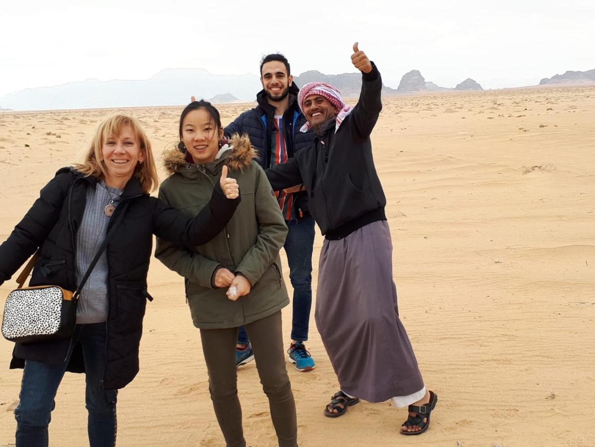 Wadi Rum-Bedouin Tents And Jeep Tours Bagian luar foto