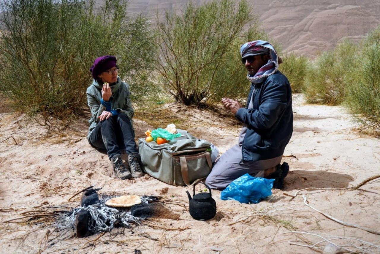 Wadi Rum-Bedouin Tents And Jeep Tours Bagian luar foto