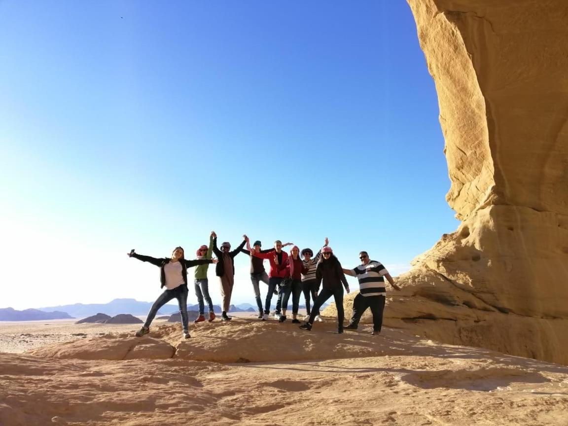 Wadi Rum-Bedouin Tents And Jeep Tours Bagian luar foto