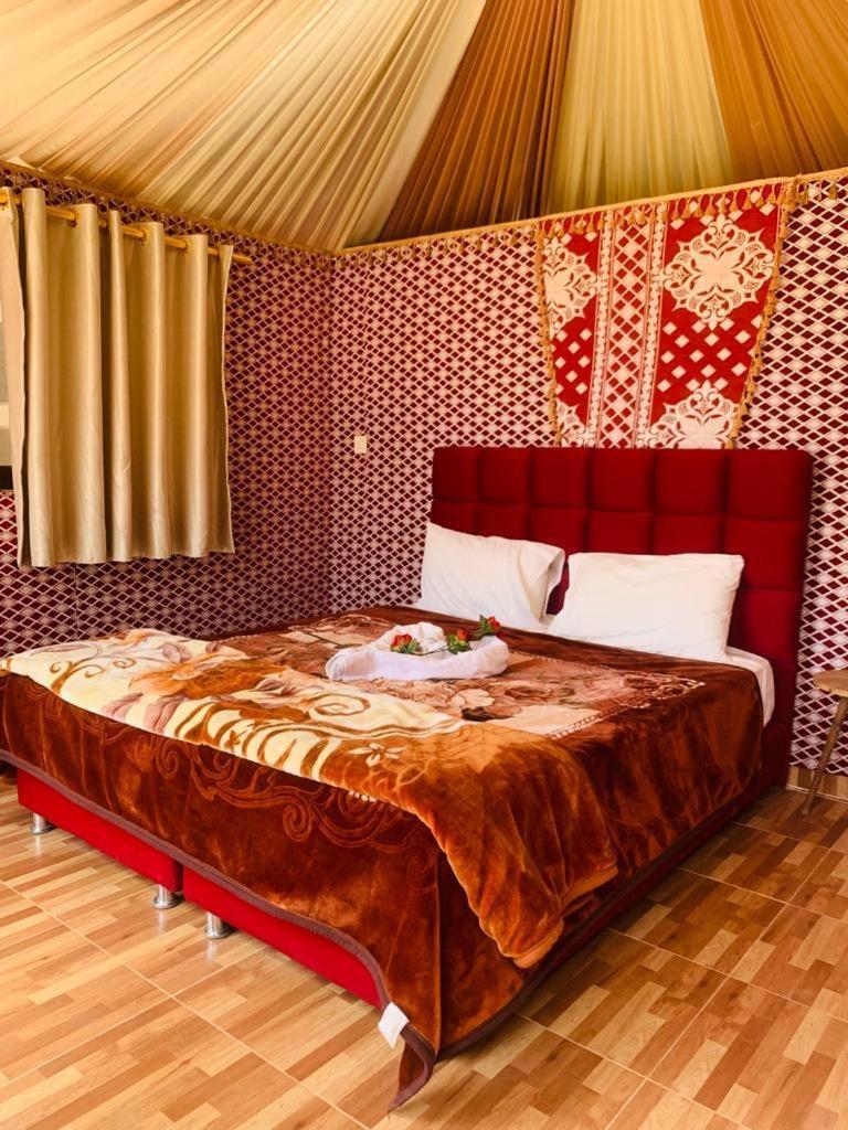 Wadi Rum-Bedouin Tents And Jeep Tours Bagian luar foto