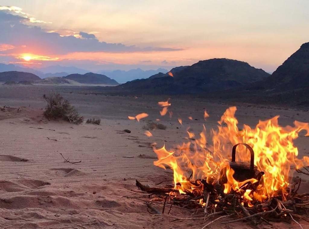 Wadi Rum-Bedouin Tents And Jeep Tours Bagian luar foto