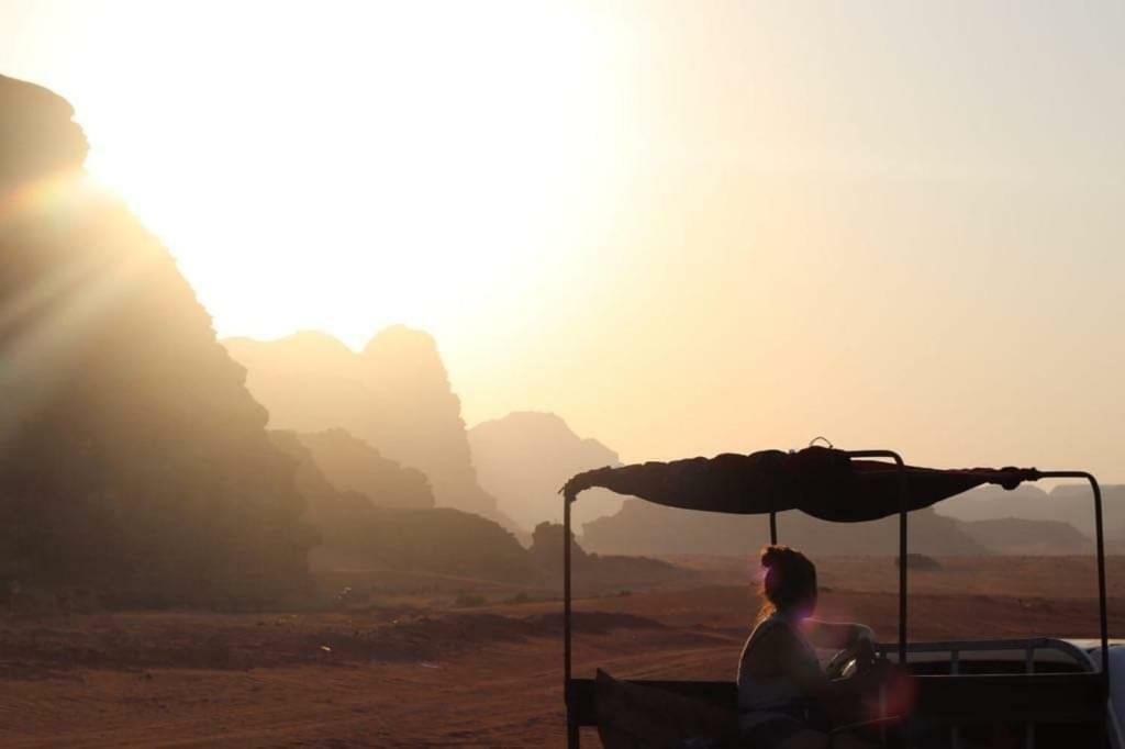 Wadi Rum-Bedouin Tents And Jeep Tours Bagian luar foto